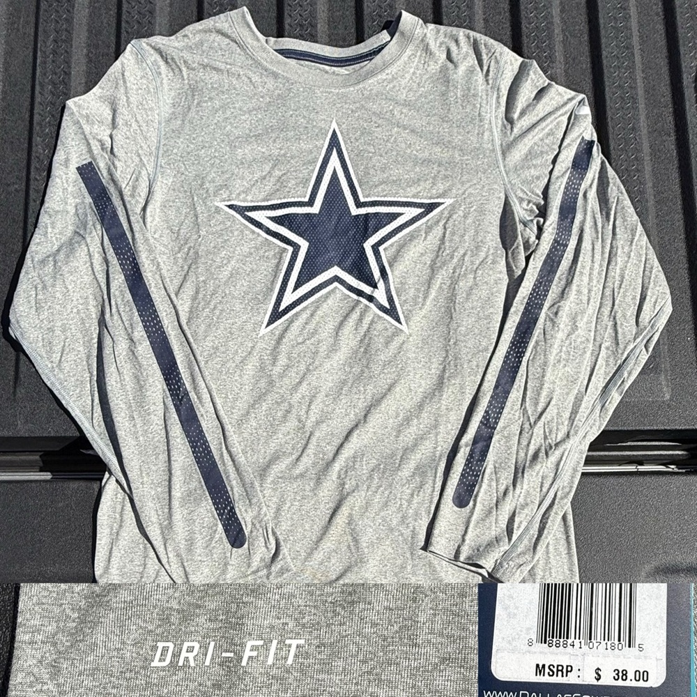 Nike Gray Long Sleeve Tee with Star Design